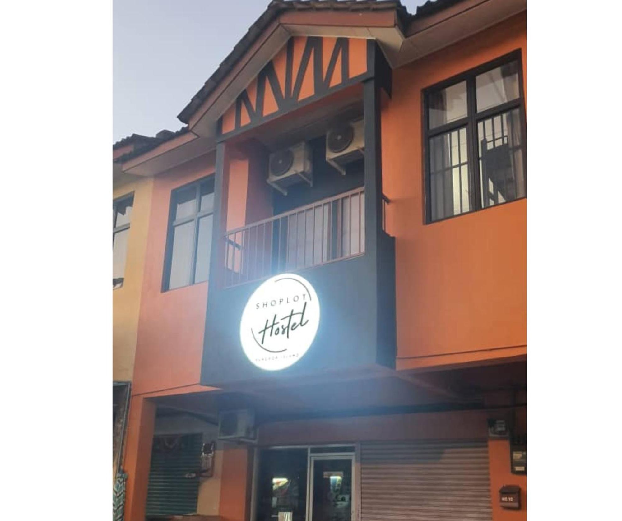 Shoplot Hostel Pangkor Kampong Pasir Bogak Exterior photo